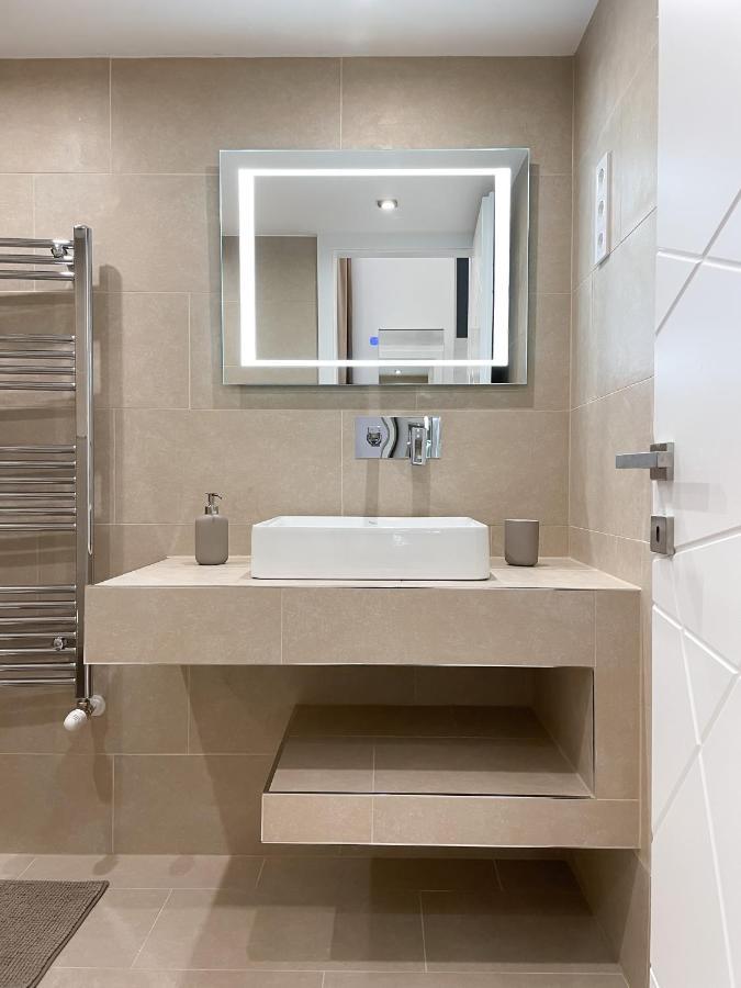 St Stephen Luxury Apartment Budapeste Exterior foto