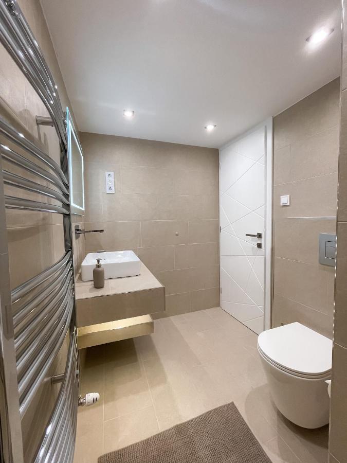 St Stephen Luxury Apartment Budapeste Exterior foto