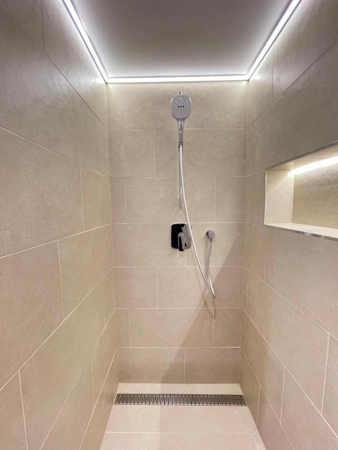 St Stephen Luxury Apartment Budapeste Exterior foto